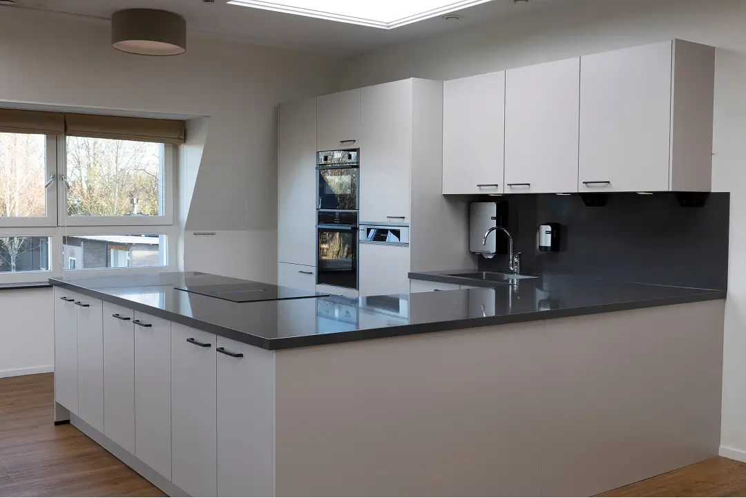 Zorgkeuken woonkamer Amaris De Beer Zorgkeuken woonkamer Amaris De Beer