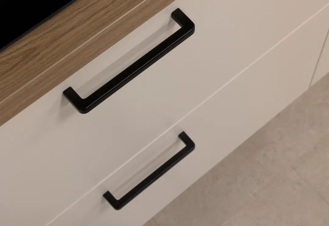 Keuken speciaal voor zorginstellingen handgrepen Keuken speciaal voor zorginstellingen handgrepen